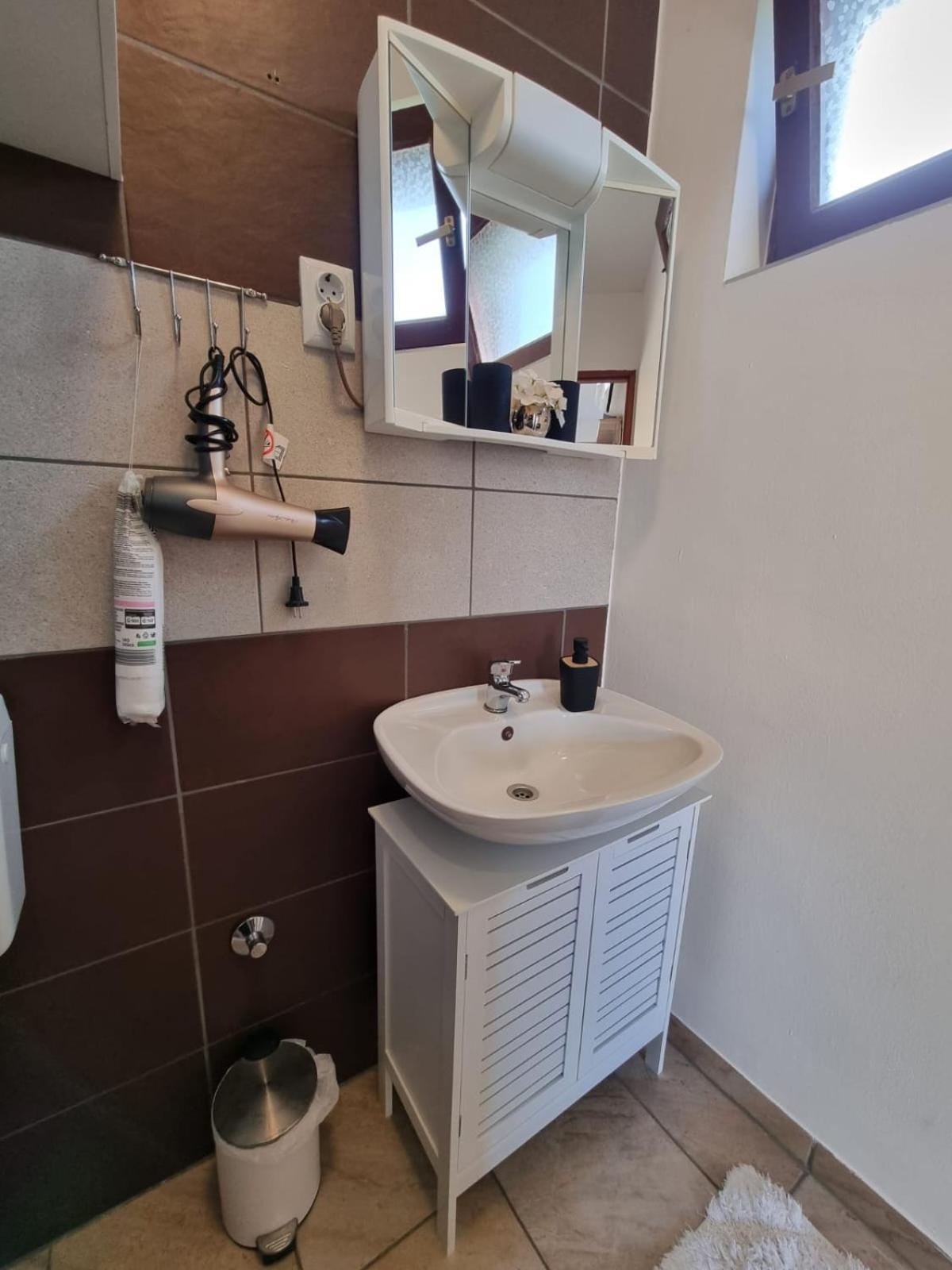 Homestay szállás M - Sa Dvije Spavace Sobe