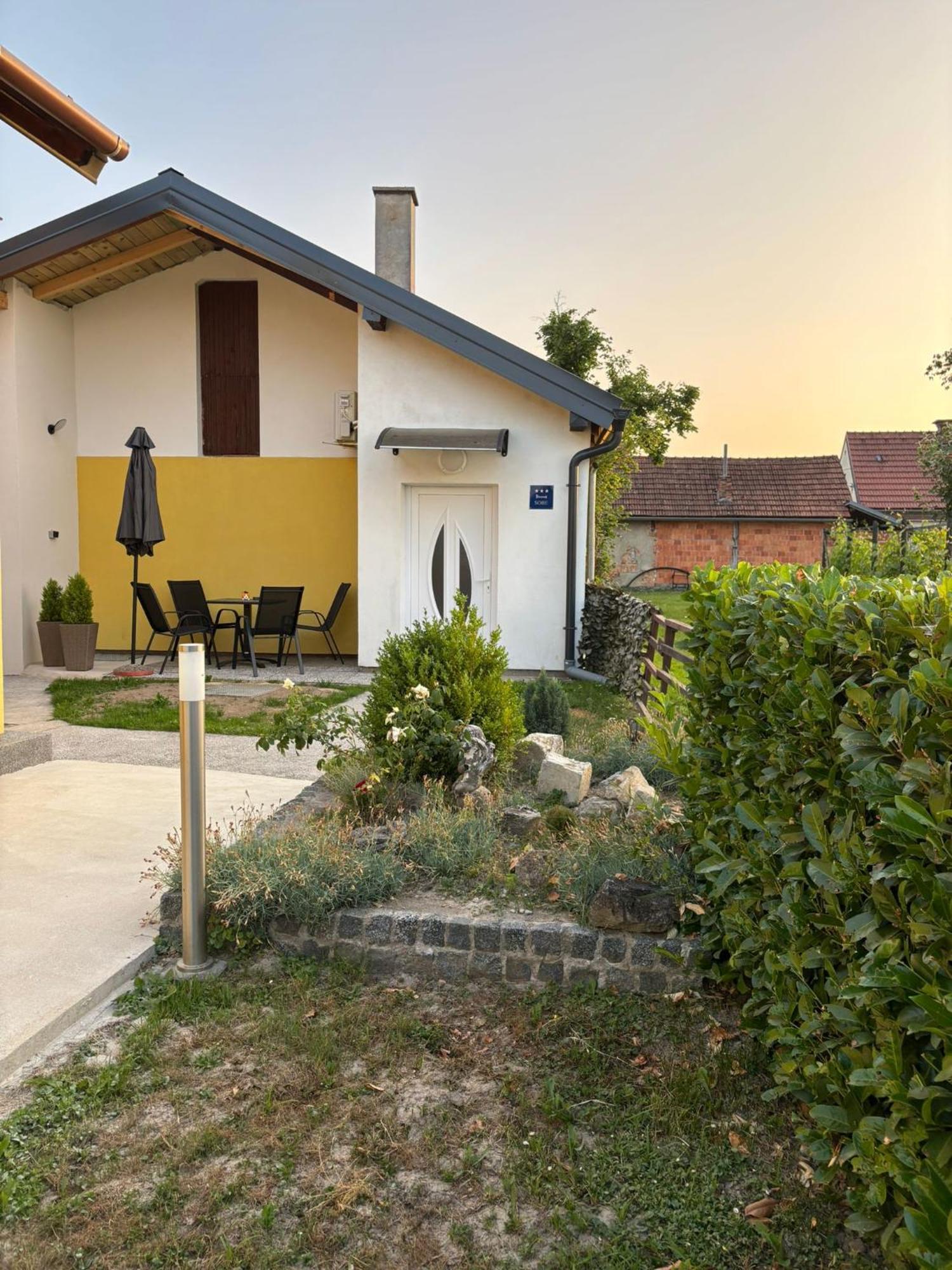 Homestay szállás M - Sa Dvije Spavace Sobe